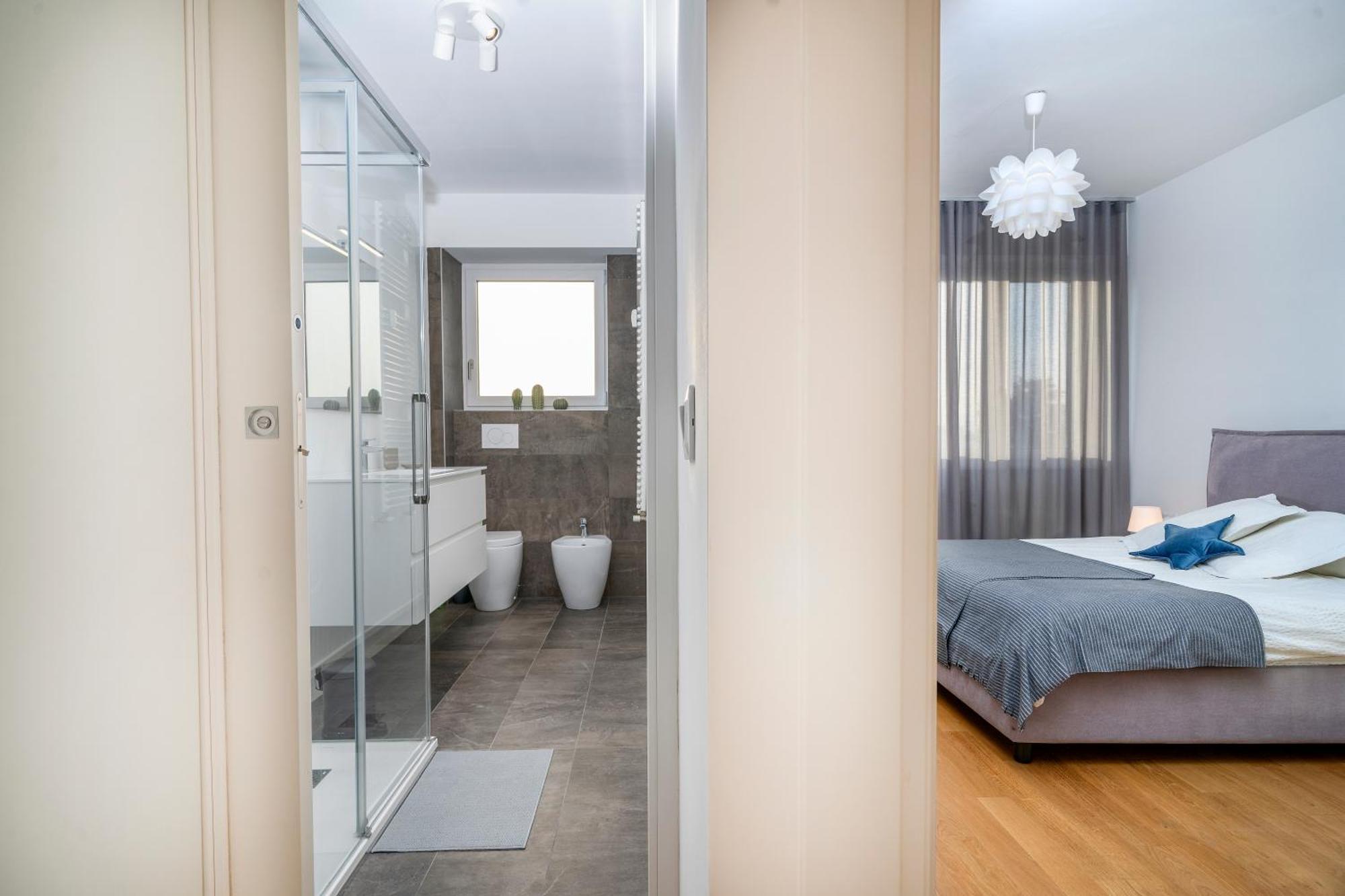 Cozy & Bright Apartment - W/ Balcony Udine Exteriér fotografie